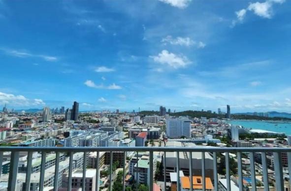 Thebase Condo 14F & Infinity Pool Pattaya Exterior photo