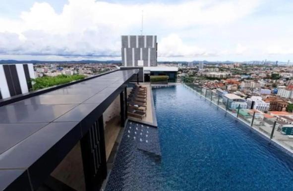 Thebase Condo 14F & Infinity Pool Pattaya Exterior photo